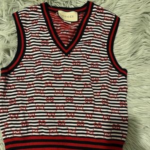 Gucci vest